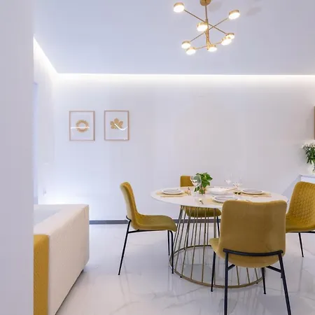 H Experience Spectacular Rooftop Loft * Candia
